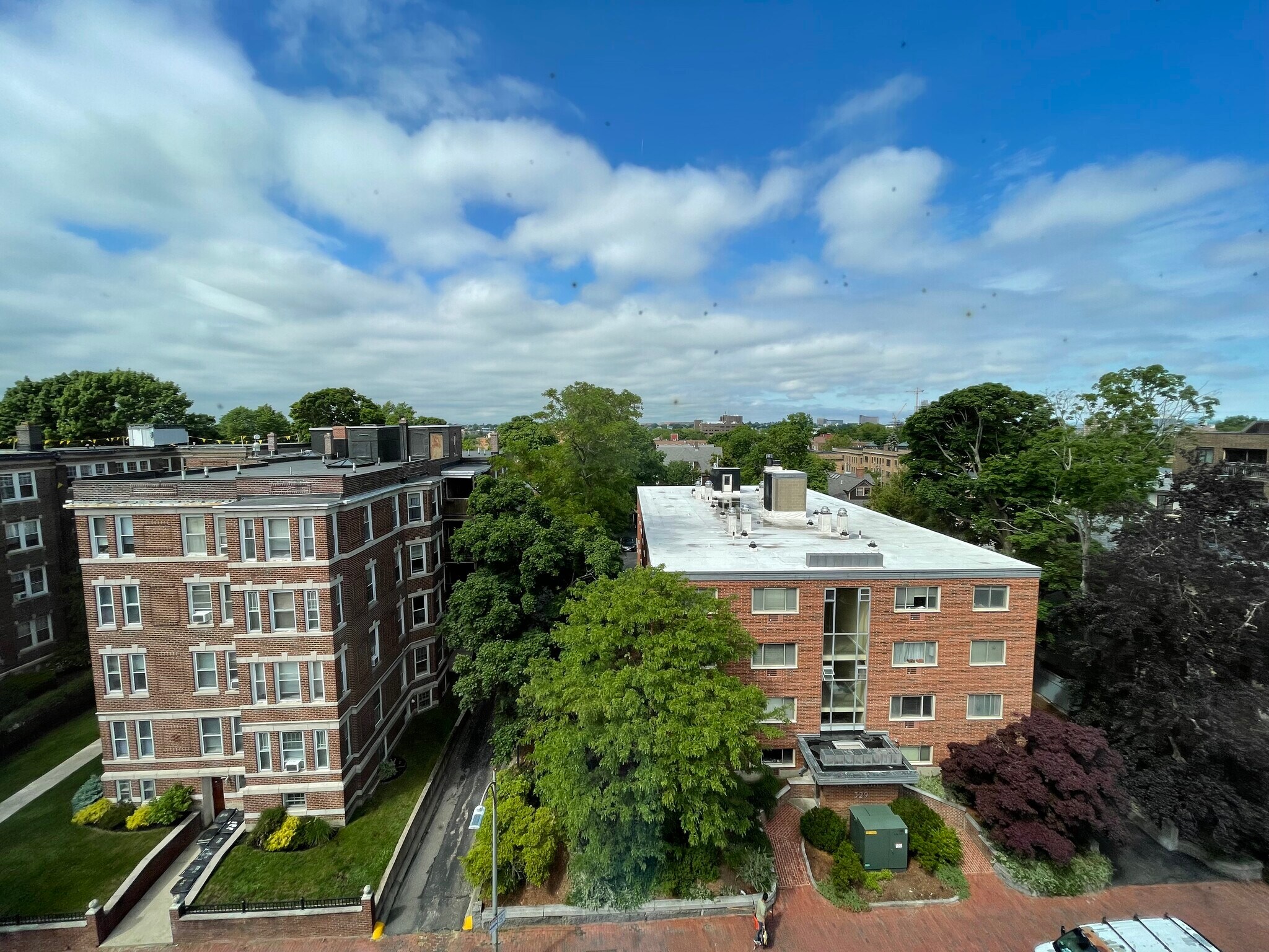 Building Photo - 336 Harvard St