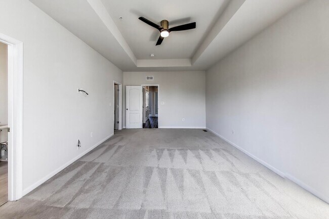 Building Photo - Luxurious on Lanham Hill - 3 + 3.5 Near Ne...
