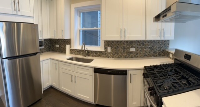 Building Photo - 3348 W Warner Ave