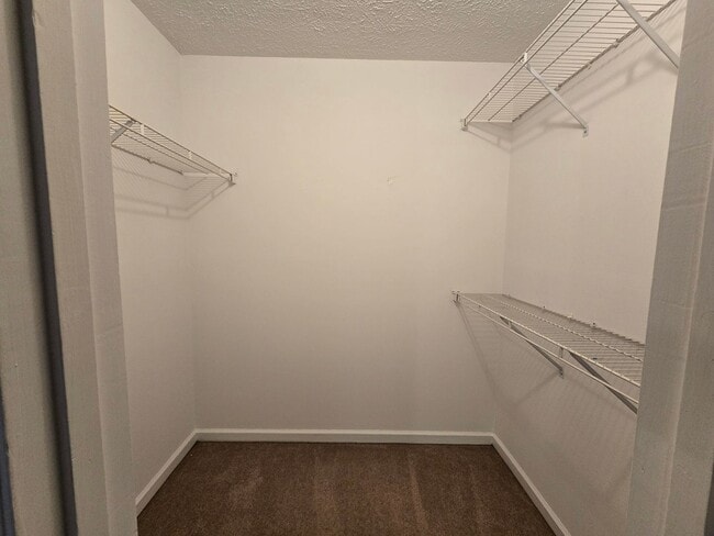 Building Photo - 2904 Rosemeade~Meadowbrook