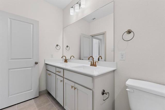 Building Photo - 1030 Bristleleaf Wy