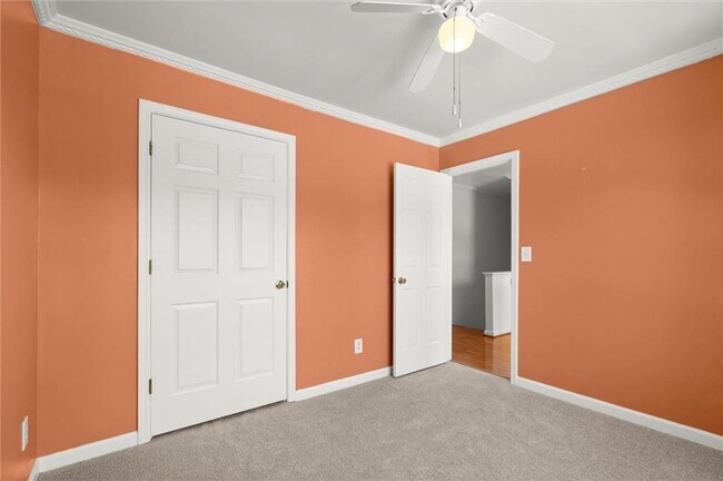 Building Photo - 3537 Castle View Ct