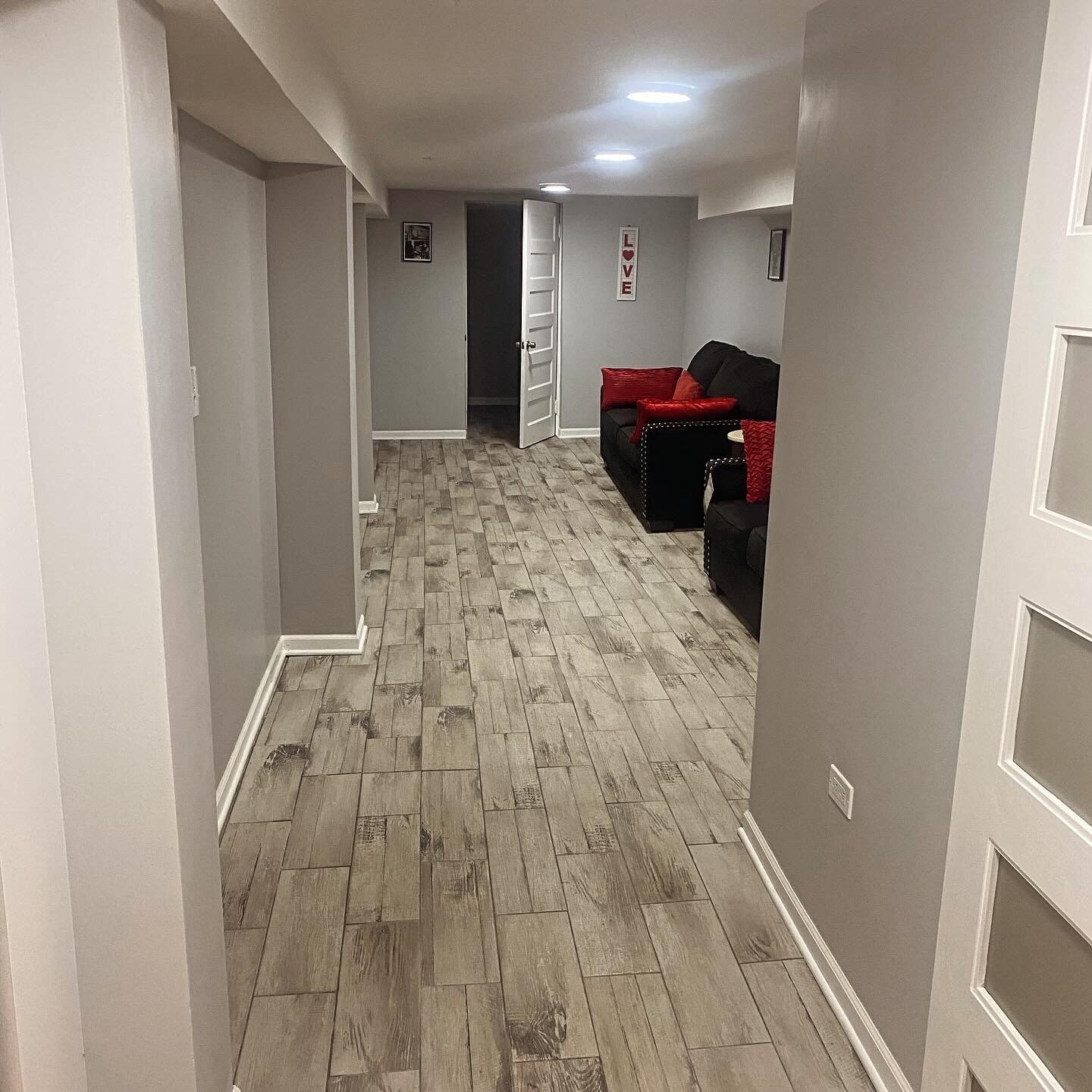 Building Photo - 8027 S Kimbark Ave