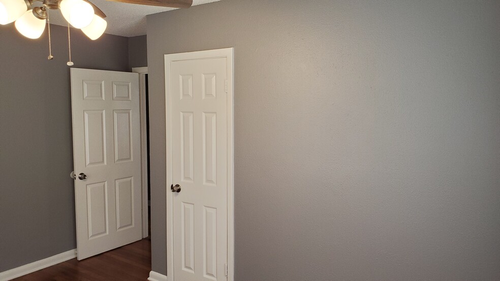 Front bedroom - 508 Truman St