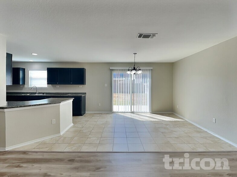 Building Photo - 2028 Brandywine Dr