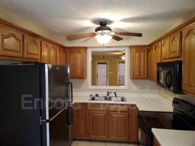 Building Photo - 156 Aloha Dr