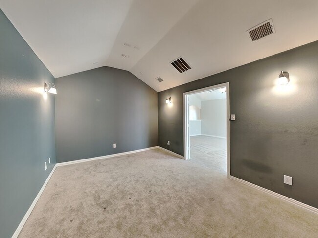 Building Photo - 14740 Rocky Face Ln