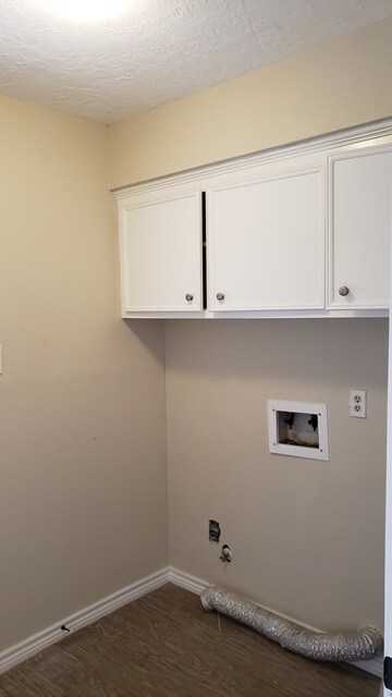 Building Photo - 13423 Lakecrest Dr