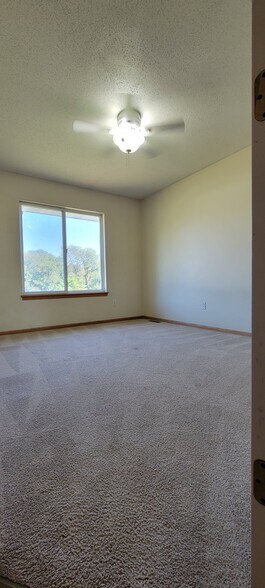 Building Photo - 2165 Copper Wynd Dr