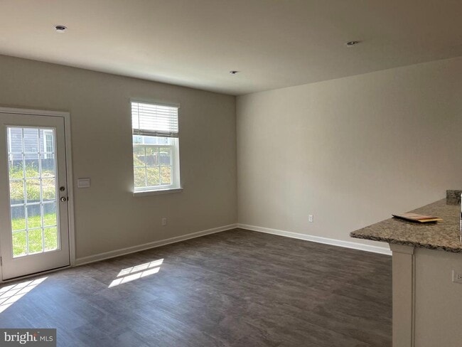 Building Photo - 218 Allison Dr