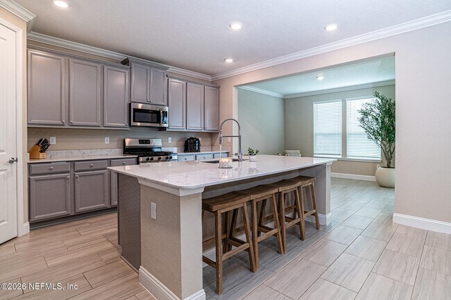 Building Photo - 75 Diamondback Ave
