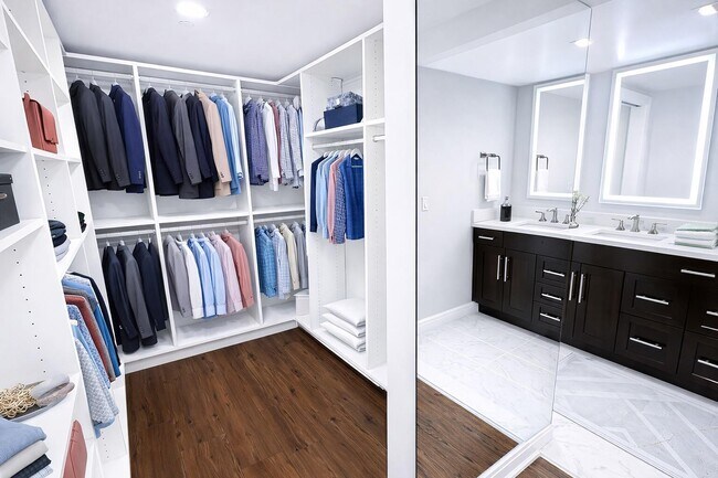 Building Photo - 555 S Old Woodward Ave