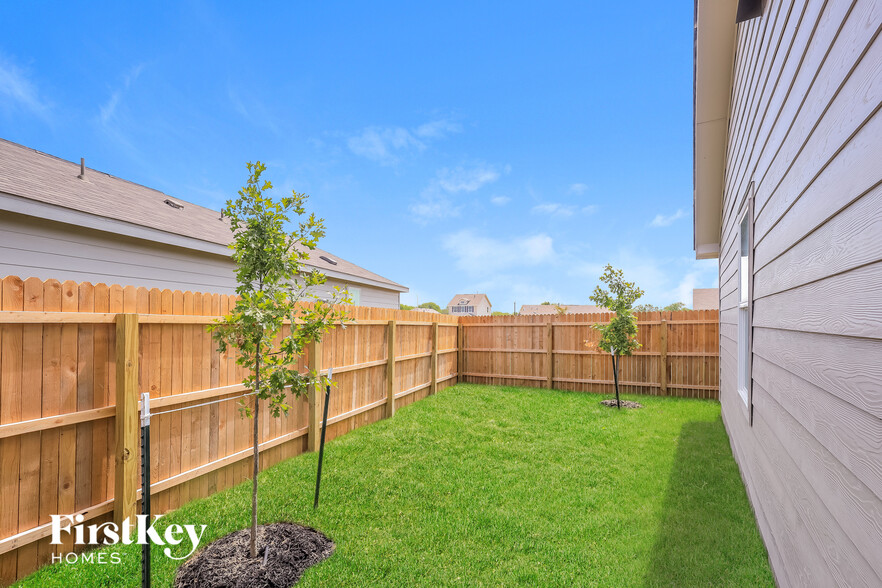 Building Photo - 13811 Haystack Rdg