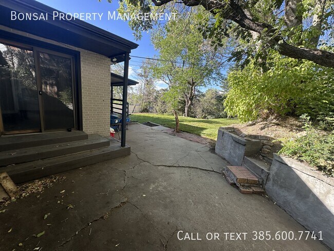 Building Photo - 3281 E Fortuna Dr