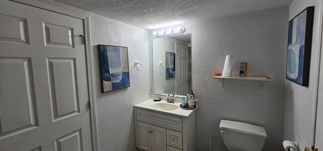 Building Photo - 4162 Whitehall Dr