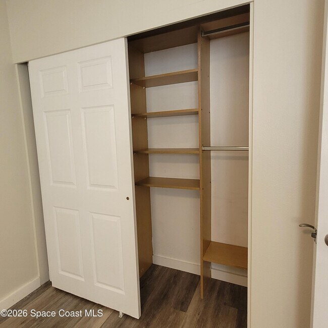 Building Photo - 1460 Sheafe Ave NE