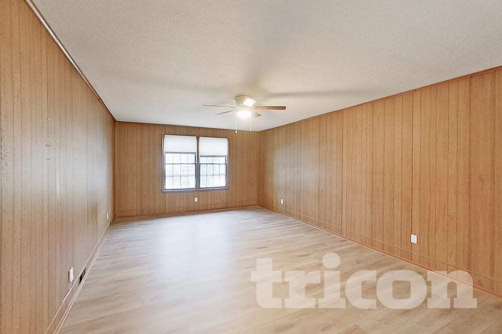 Building Photo - 1546 Grant Dr