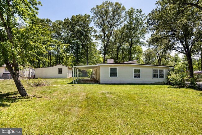 Building Photo - 208 Telegraph Rd