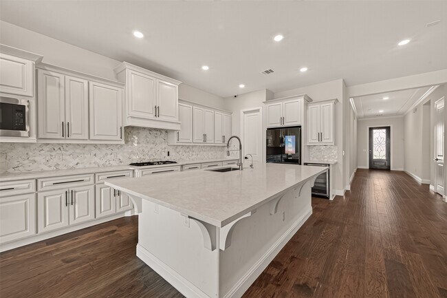 Building Photo - 616 Cape Capri Dr