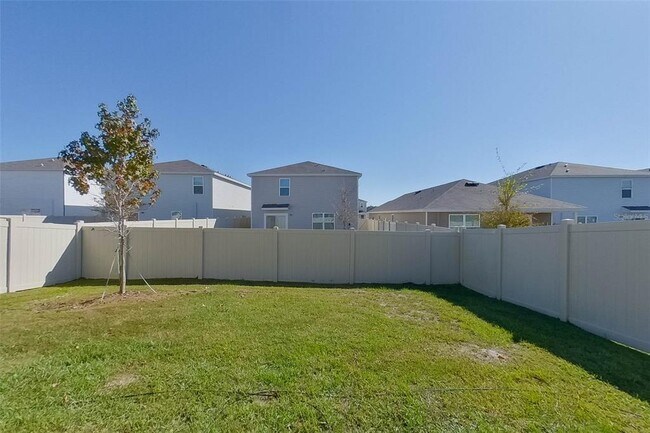 Building Photo - 8611 SW 44th Ct