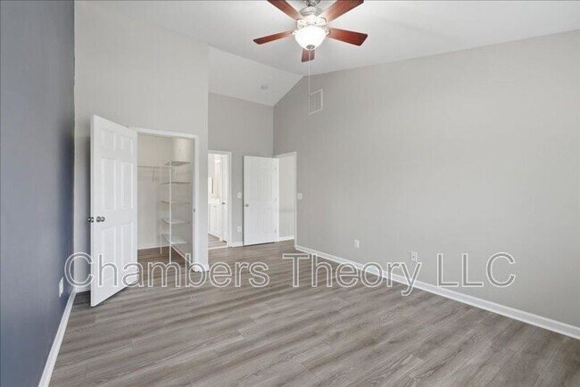 Building Photo - 42211 Marcy Way
