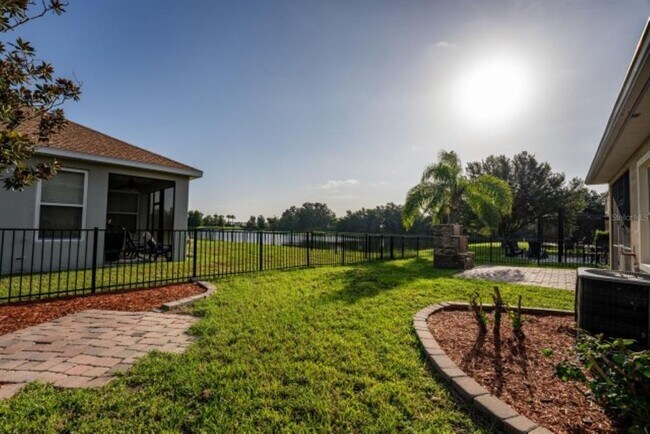Building Photo - 7627 Stoney Hill Dr