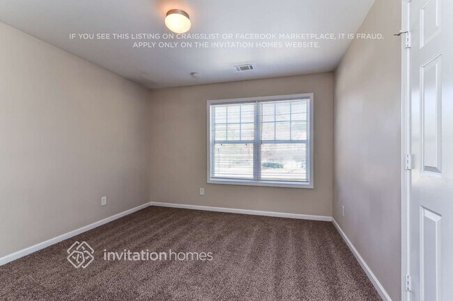 Building Photo - 2503 Winslow Ridge Dr NE