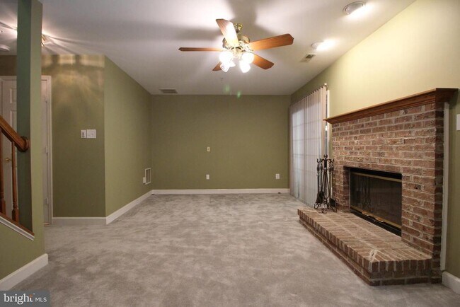 Building Photo - 6032 Kelsey Ct