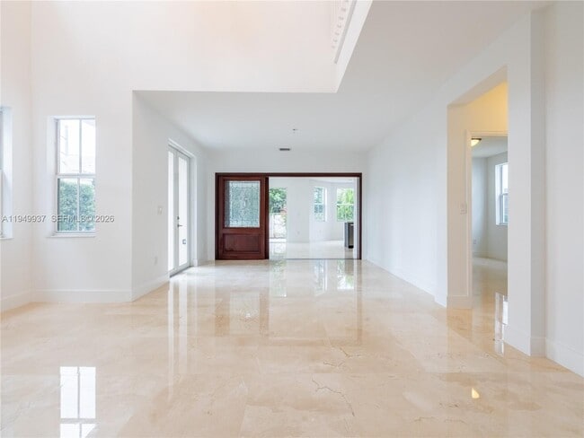 Building Photo - 7010 NW 106th Ave