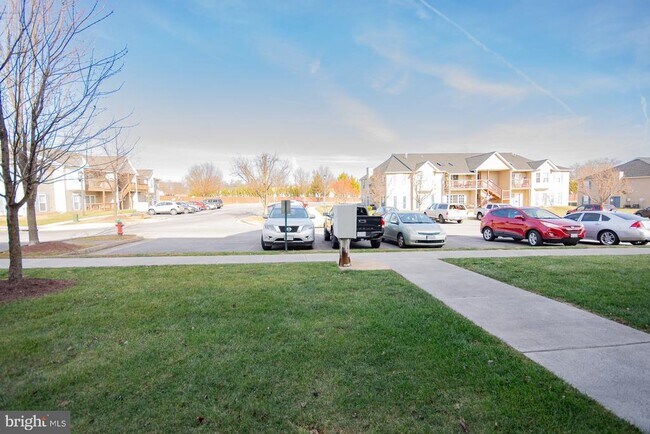 Building Photo - 152 Brookland Ct