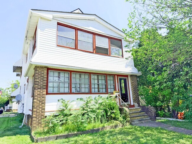 Building Photo - 8505 Garfield Blvd