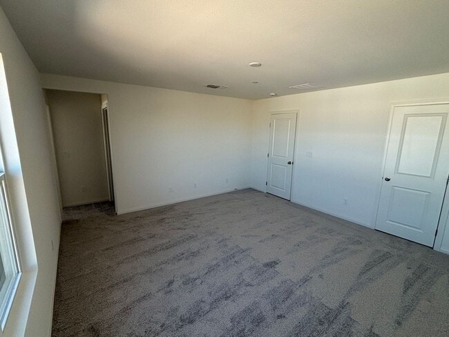 Building Photo - Modern Inspirada Living – 4 Bed Home with Loft & Downstairs Suite