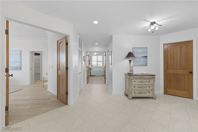 Building Photo - 7040 Pelican Bay Blvd