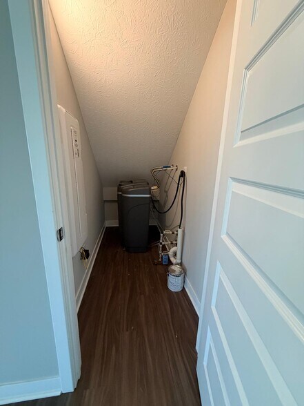 Building Photo - 15453 Awaken Dr