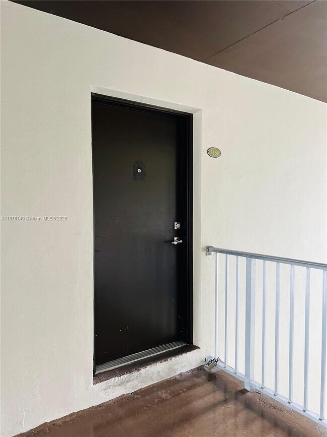 Building Photo - 8475 SW 94th St