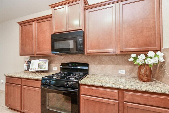 Building Photo - 110 Sweet Leaf Grove Ln