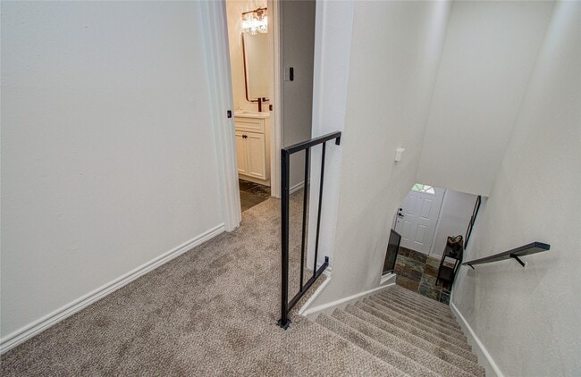 Building Photo - 15309 Kingfield Dr