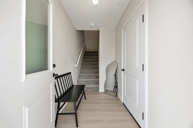 Building Photo - Big Ben at the Loop – Brand New 2 Bedroom Condo Attached 2-Stall Garage