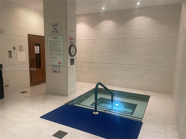 Building Photo - 9601 Collins Ave