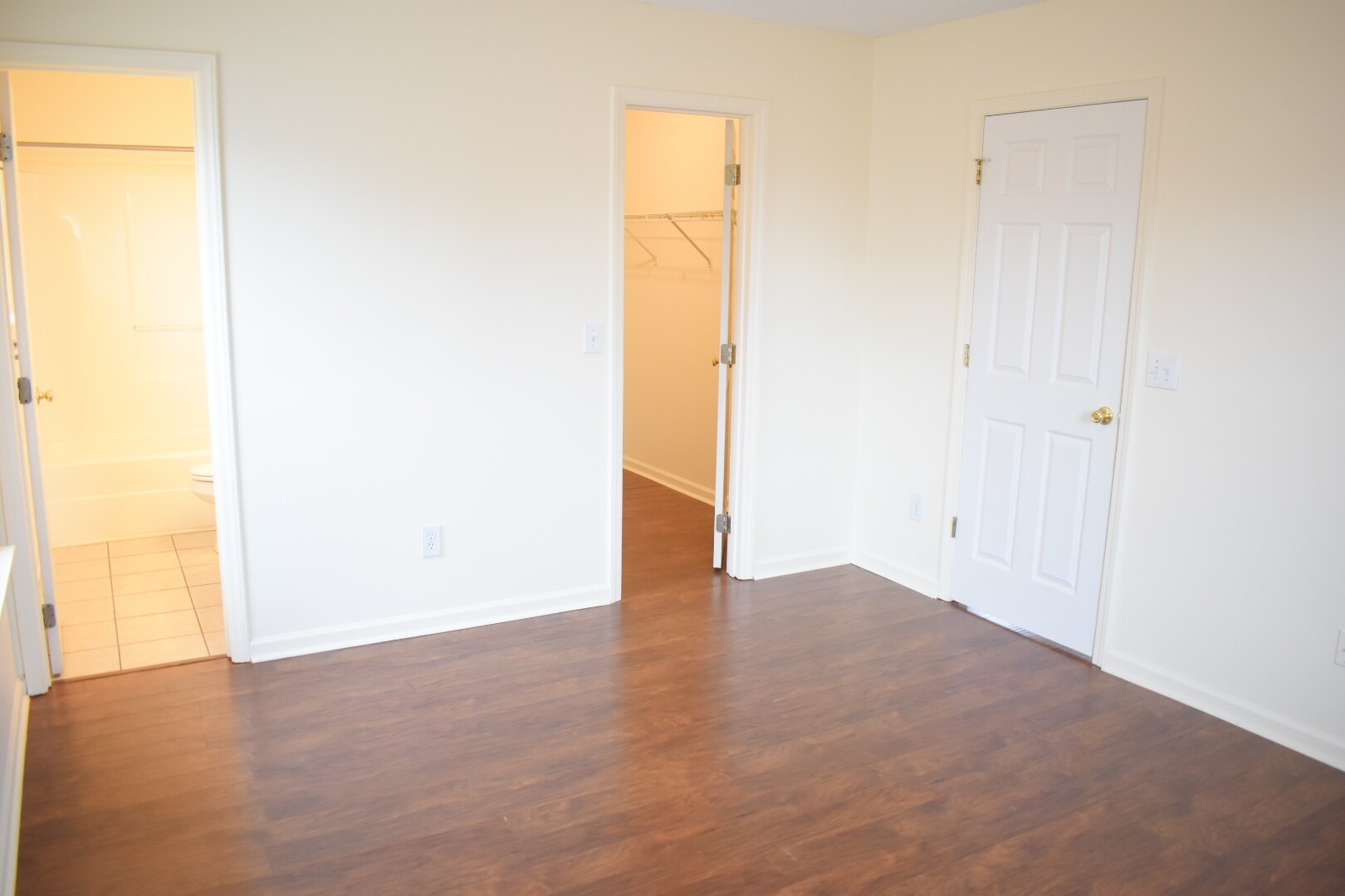 Building Photo - 2500 Hawes Ct
