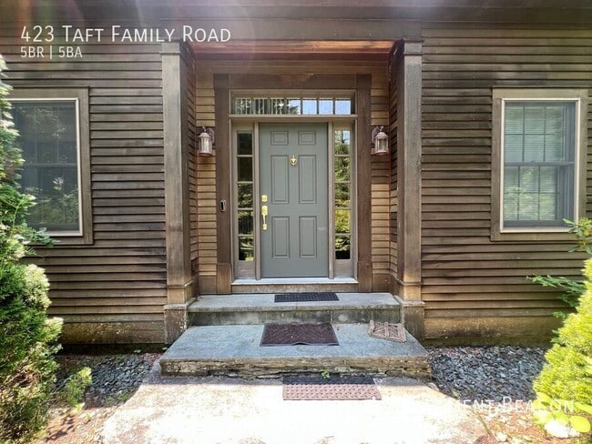 Building Photo - 423 Taft Family Rd