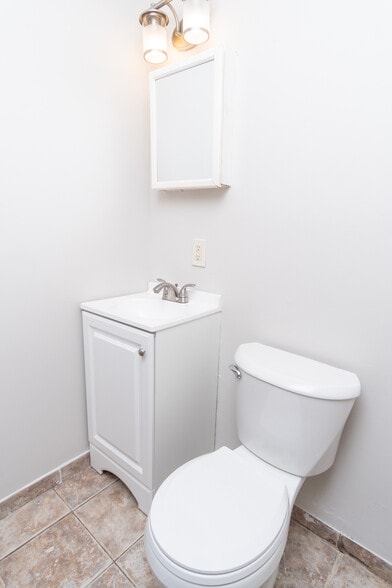 Bathroom - 22 Carson Ln