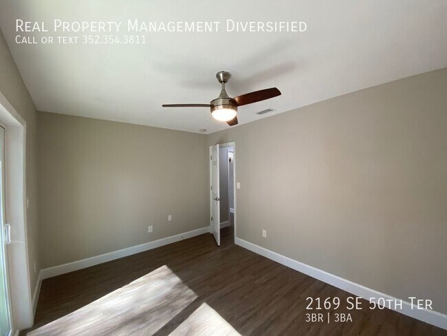 Building Photo - 2169 SE 50th Terrace