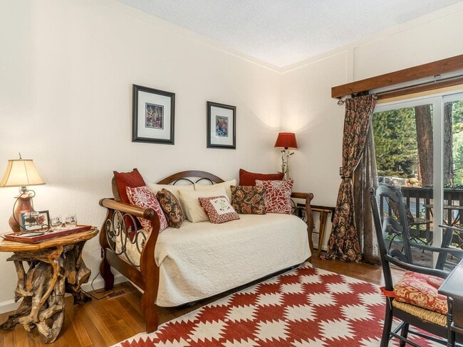 Building Photo - Incline Village: Condo - 2 Bedrooms, 2 Bat...