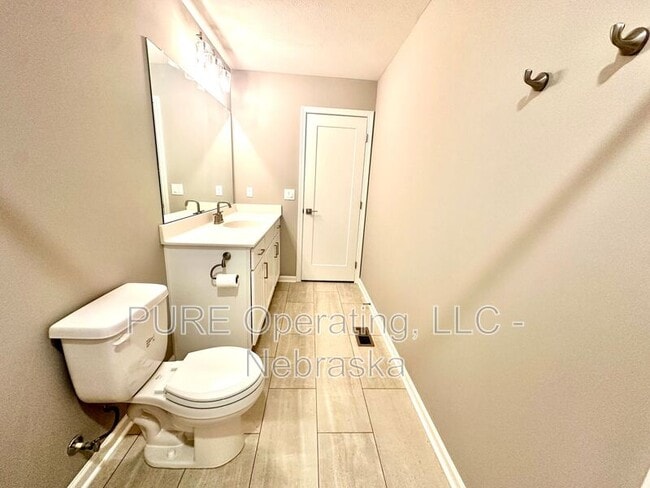 Building Photo - 17451 Tucker St