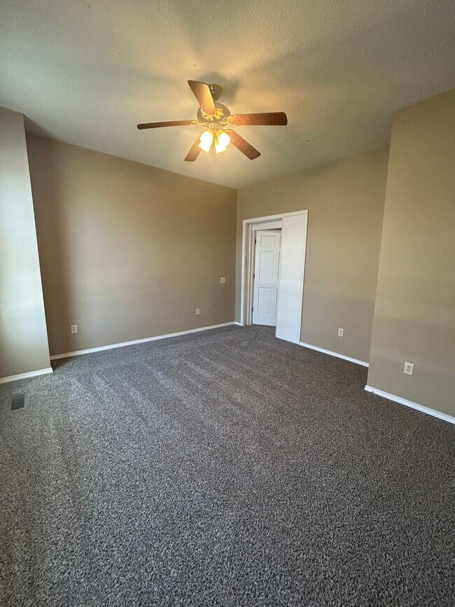 Building Photo - New Listing!!!