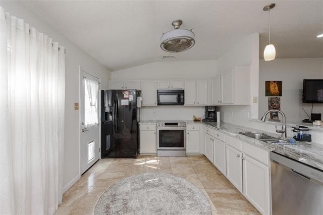 Building Photo - 640 Alcove Dr