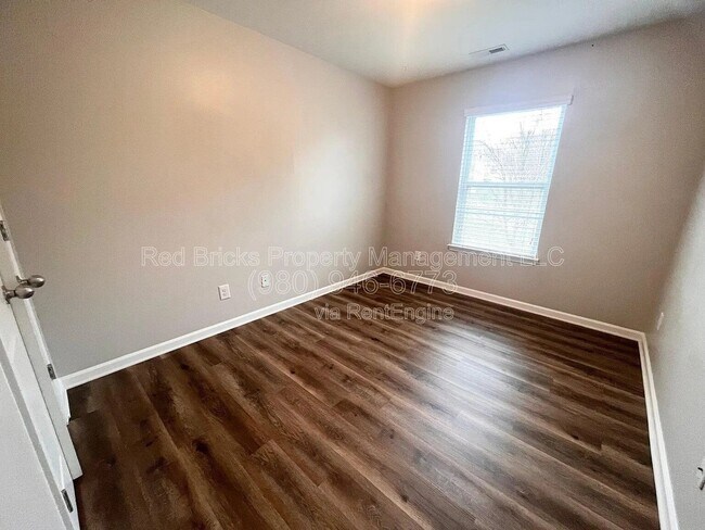 Building Photo - 4630 Craigmoss Ln