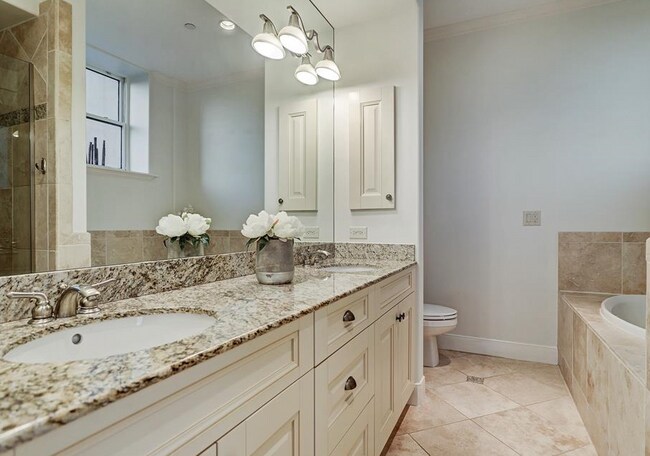 Building Photo - 1419 Montrose-141.71