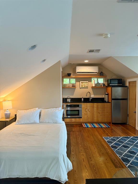 Building Photo - 4517 Shoalwood Ave